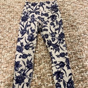 7/8 Fabletics leggings